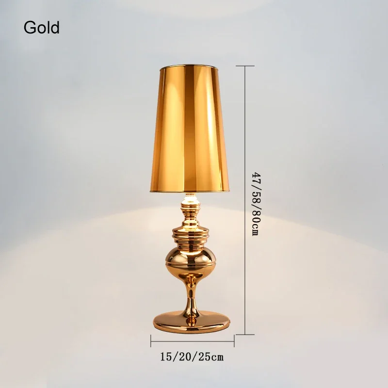 Nordisk minimalistisk stue led gulvlampe boligindretning soveværelse bordlampe sengebordslampe moderne læsebordlampe: Sort / Guld