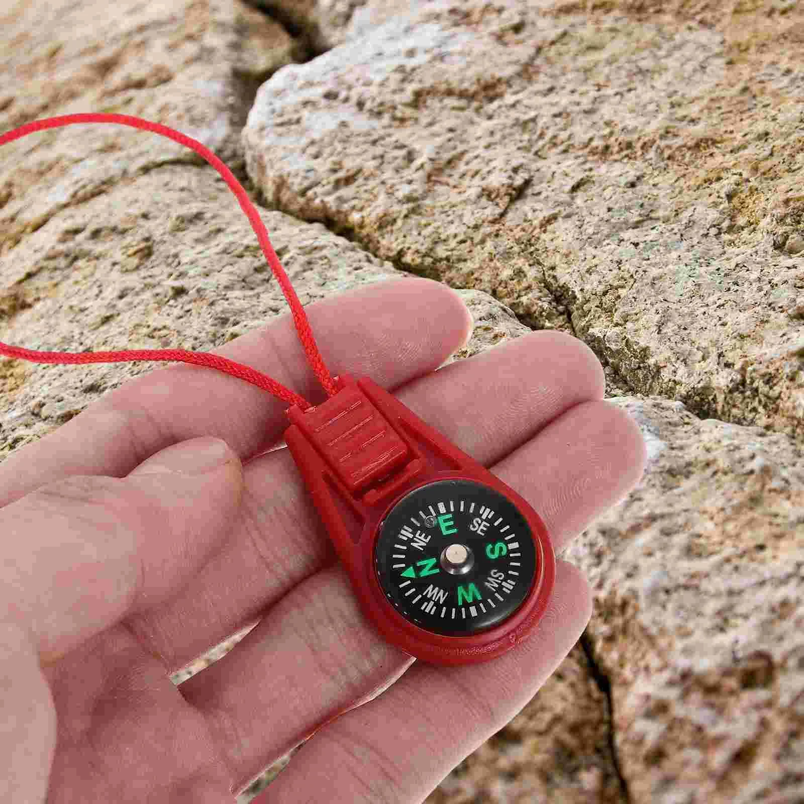 Mini Kompass ABS Camping Wandern Tasche Kompass Anhänger Tragbare Navigation Klettern Reiten Kinder Outdoor Survival Ausrüstung