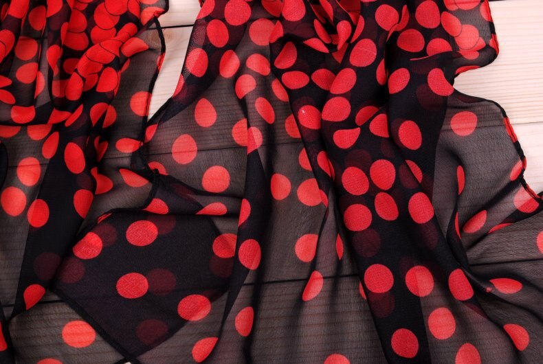 Fal/vind gradient god smag prikker chiffon tørklæde silke firkantet hijab cool sjal dame foulard femme tørklæder hår bufanda mujer