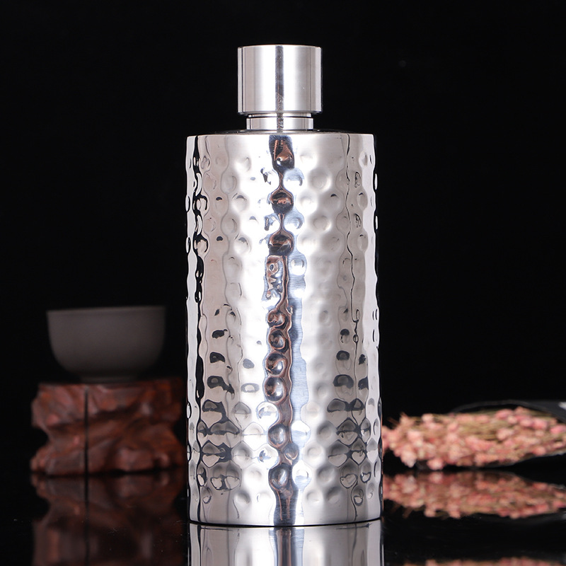 304 stainless steel kettle thickened, Jin filled cylindrical kettle, Russian portable round Baijiu: 0.5 kg- dot