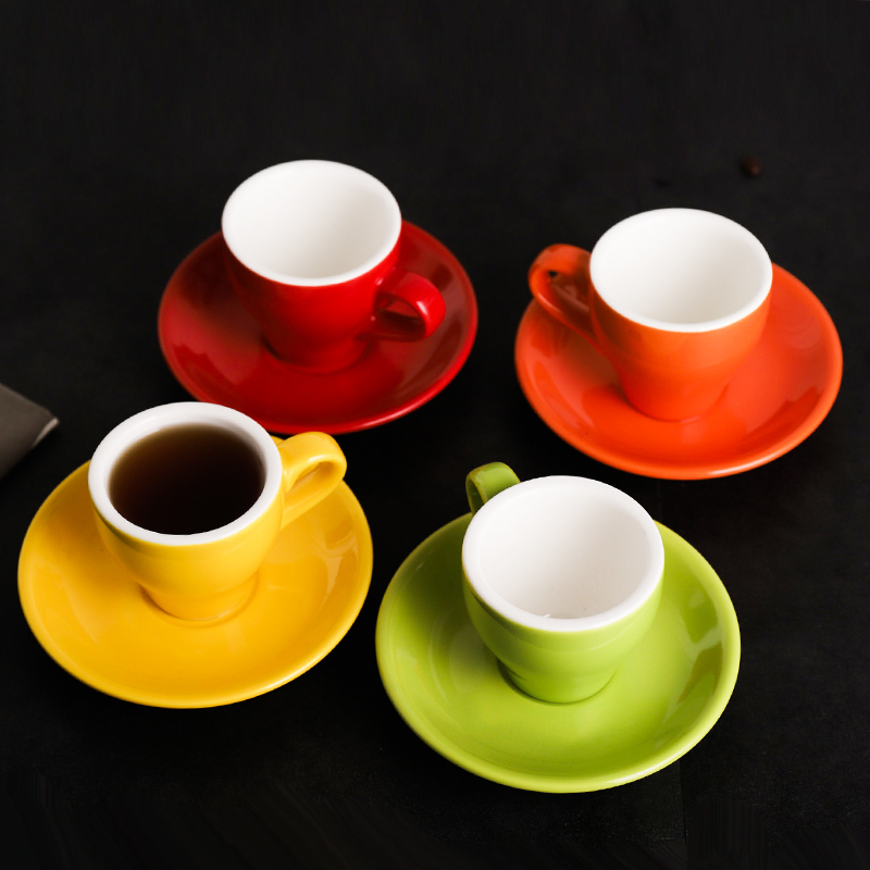 Klassiskt kaffekoncentratkoppset färgad keramisk espressokopp cappuccinokopp 300cc dragblomma koffie kopjes dessertkoppar