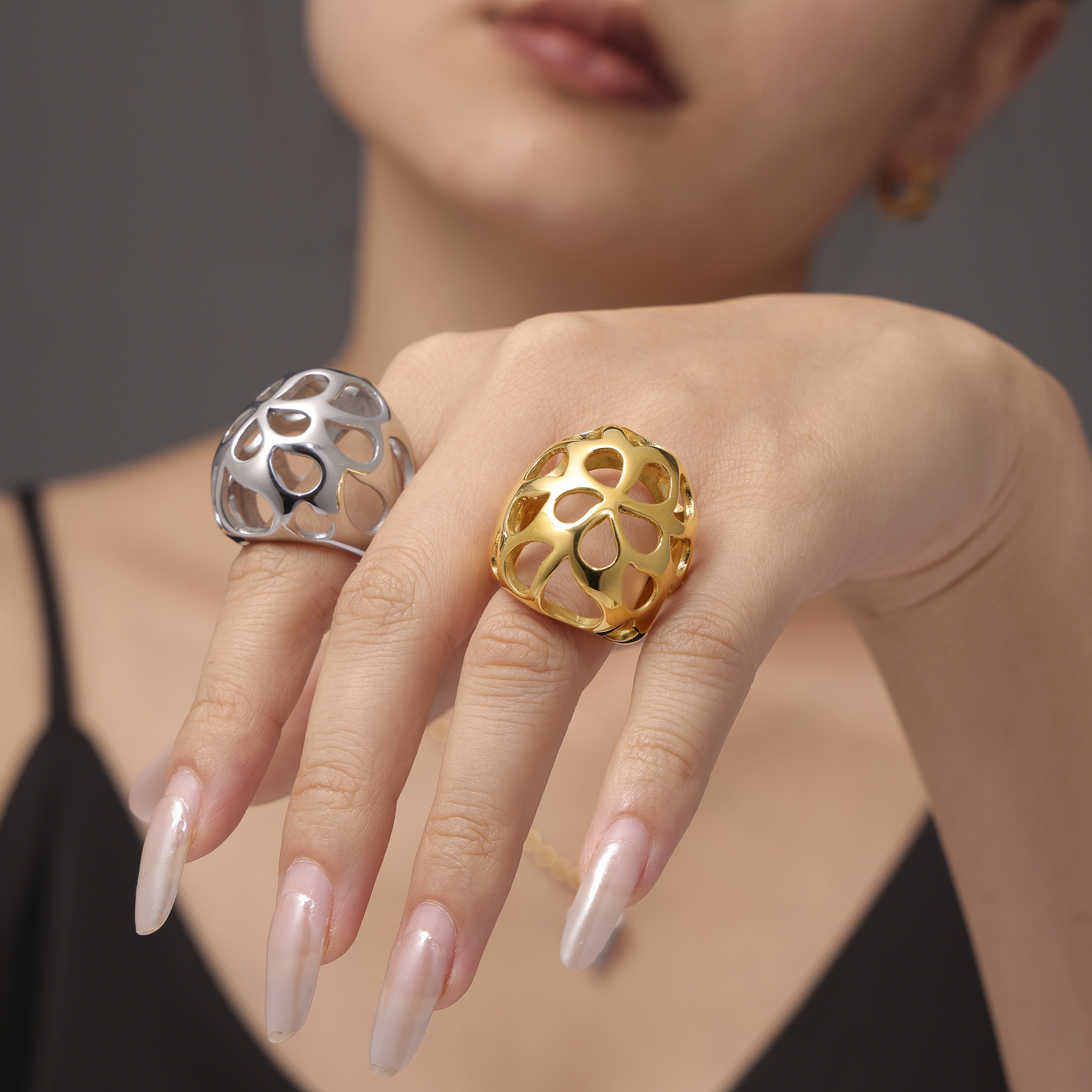 Anillos huecos de acero inoxidable 316L para mujer, chapado en oro de 18k, resistente al agua, sin deslustre, joyería estética para mujer