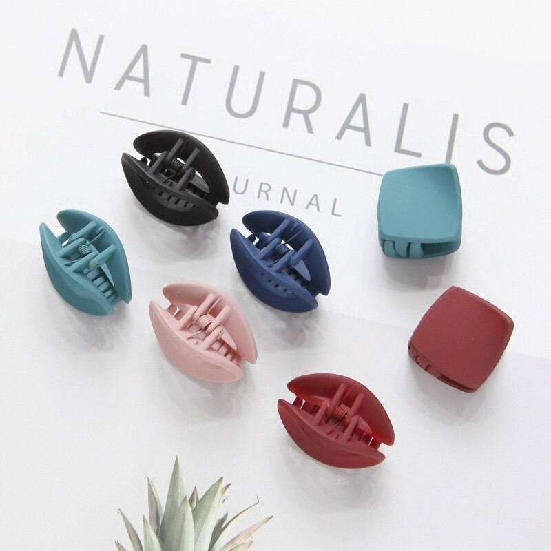 Korean hair jewelry simple hollow small hairpin grab clip Japanese and Korean personality top clip