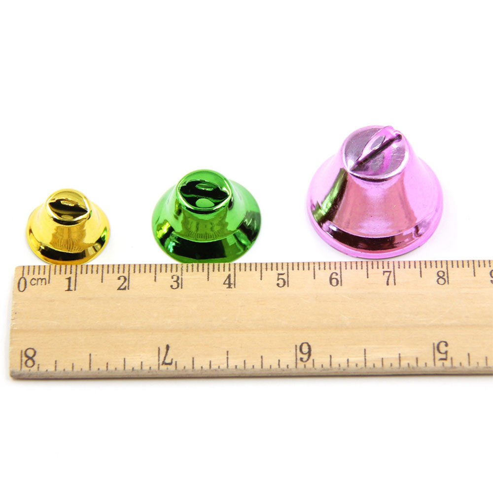 Mini campana pequeña colorida de Metal, instrumentos de percusión musicales, campana colgante, manualidades de entretenimiento, bricolaje, 10 piezas