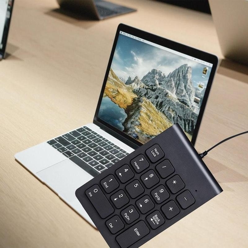 Keyboard 2.4G USB18 Keys Mini Digital Keyboard for Laptop Numeric Keypad Wireless Number Pad