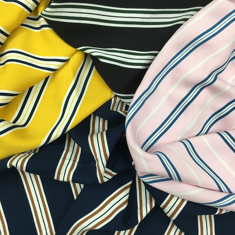 Tela de rayón fino para mujer, tejido con estampado de rayas de Color, a la , para vestido, novedad de 2022