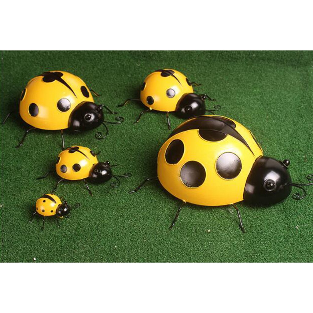Metal Ladybug Statues for Wall Art Decor, Outdoor Garden Decor (10cm /16cm)