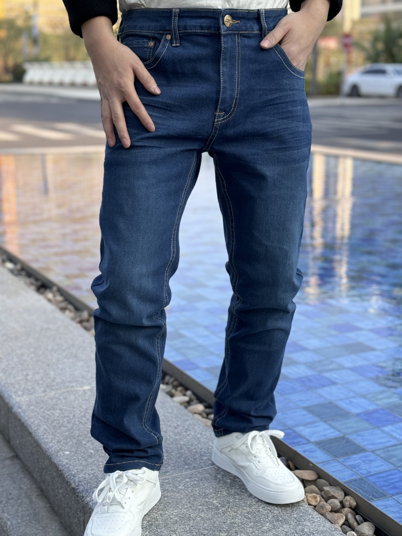 Pantalones vaqueros bordados ajustados para hombre, pantalones vaqueros elásticos Retro Vintage, ropa de calle urbana, mezcla de algodón, artístico para todas las estaciones