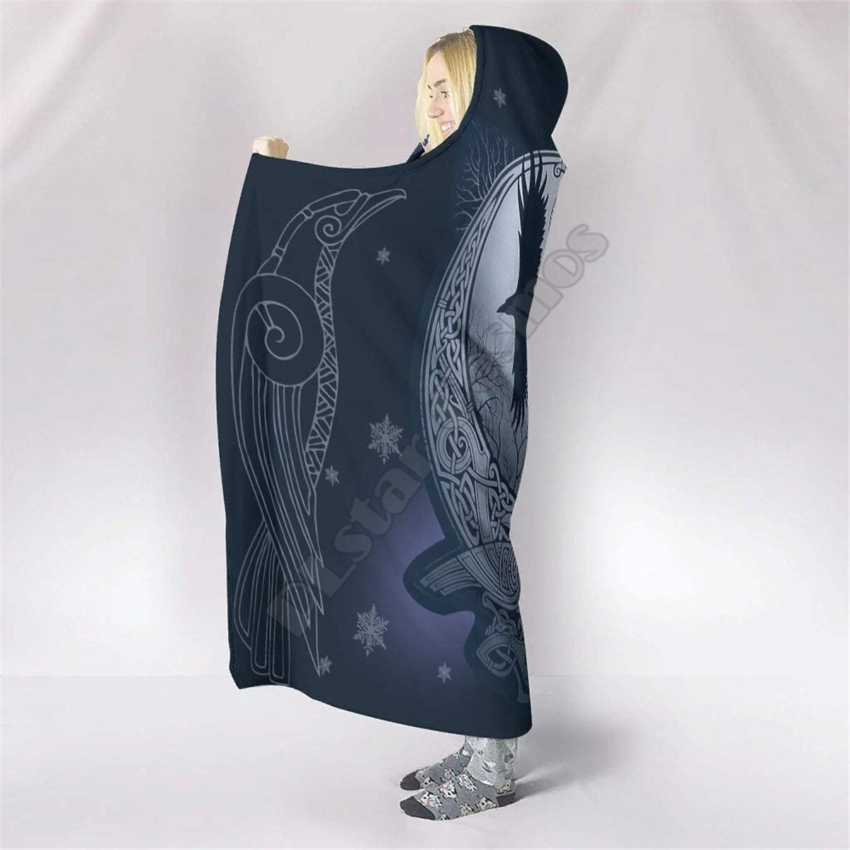 Viking Norse Huginn & Muninn Odin 'S Ravens Hooded Deken Volwassen Kleurrijke Kind Sherpa Fleece Wearable Deken Microfiber Beddengoed