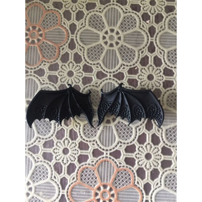 Antiguo negro Earl vampiro demonio alas Punk horquilla de murciélago Clip de pelo para las mujeres accesorios para el pelo para las mujeres joyería India