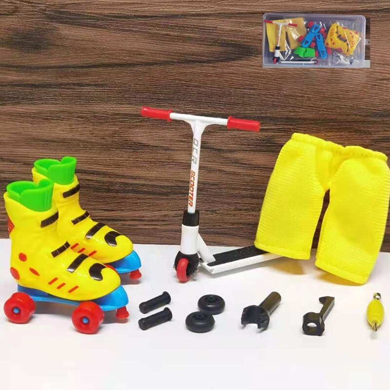 1Unit DIY Interactive Mini Finger Scooter Stunt Finger Roller Skates Scooter Finger Mini Toy for Toddlers 03KD