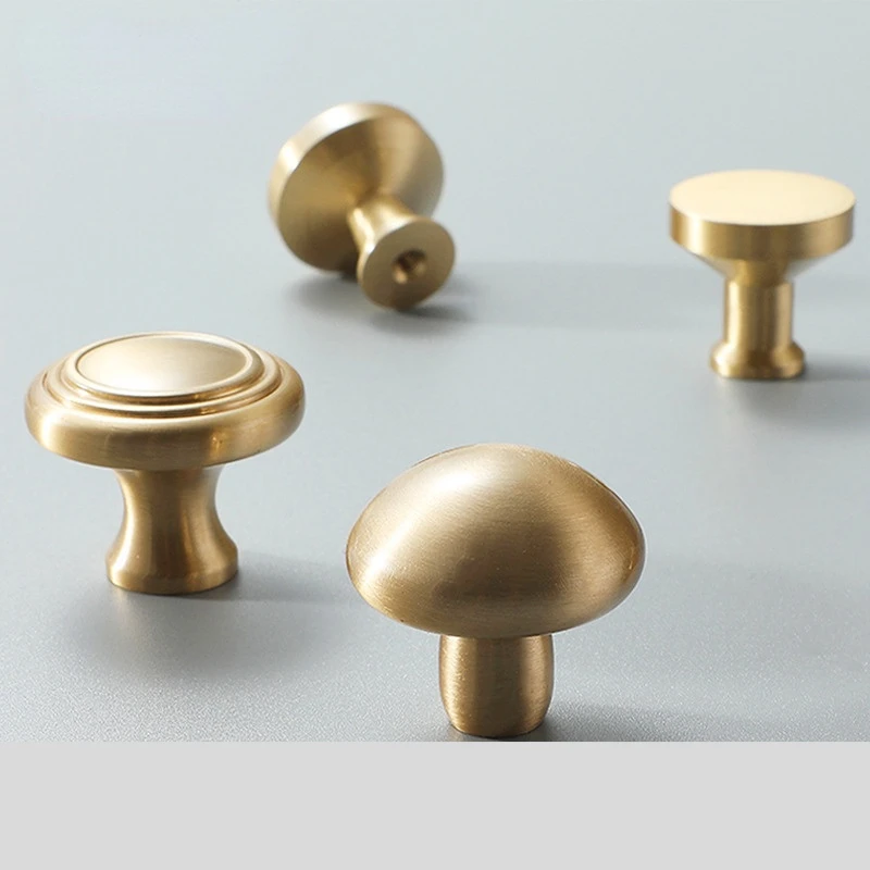 Brass Furniture Handles for Cabinets and Drawers Golden Bright Round Brushed Nordic Luxury Wardrobe Dresser Pull Door Knobs