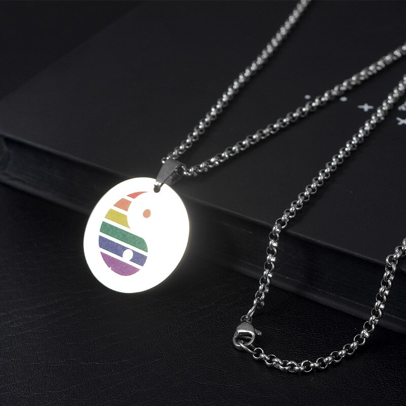 Regenboog Gay Pride Lgbt Rvs Driehoek Ketting Vrouwen Vriendschap Kettingen Mannen Hanger Sieraden: XLH014602