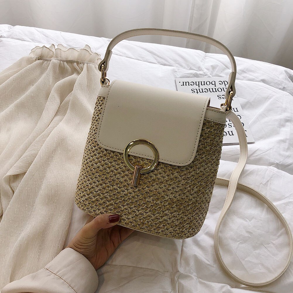 Women Straw Weave Shoulder Bags for Women Summer Bucket Handbags Summer Beach Totes Travel Shoulder chain Bags: White