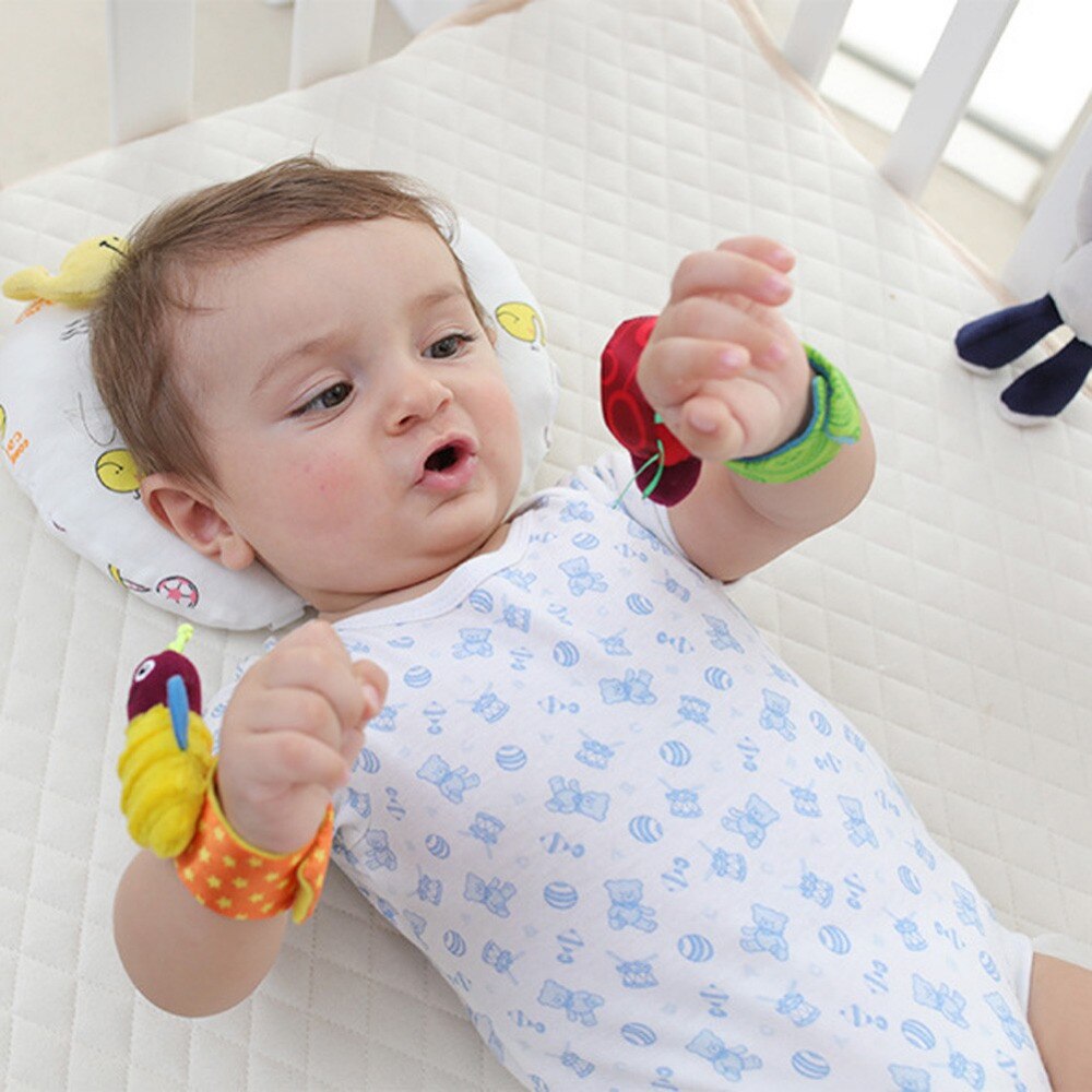 Smikoo 2 stuks baby polsbandjes rammelaars bijenbel kalmerende poppen