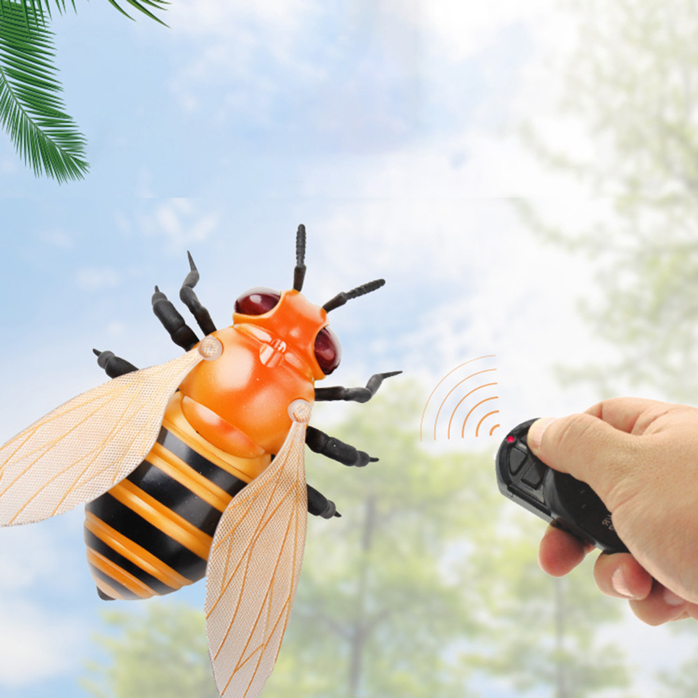 High Simulation Animal bee ladybug Infrared Remote Control Kids Toy Funny Prank Realistic RC Tricky Toys