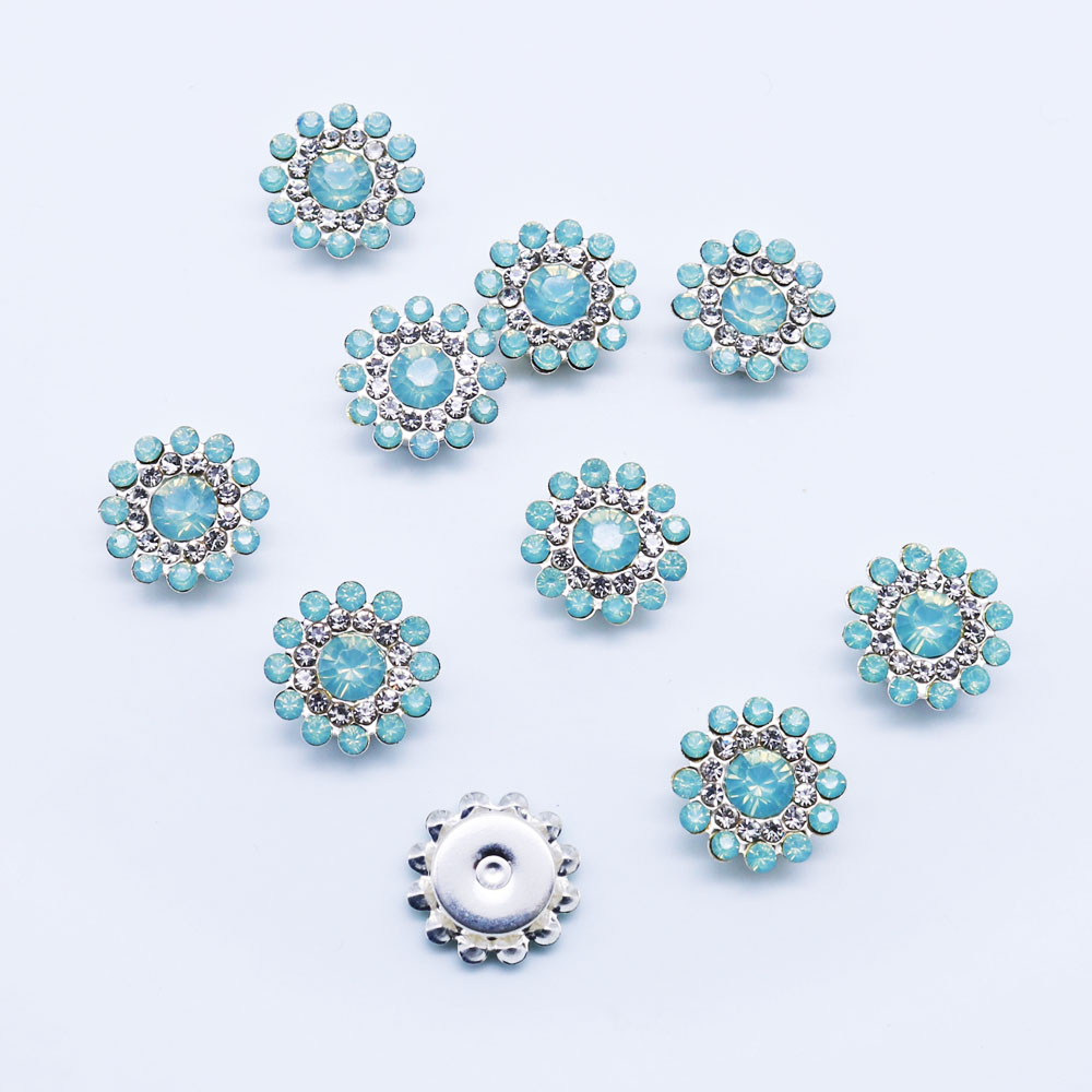 Bloemvormige strass fonkelende kristallen glas stone trim stalen bodem non-thermohardende naaien kleding strass SZ-019: Light blue / 40 Stks