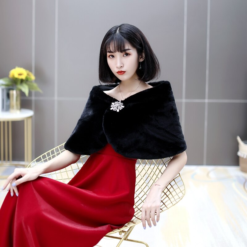 Schwarz Faux Fell Hochzeit Bolero Frauen Zubehör mit Kristalle Dekoration Braut wickelt Herbst Winter Abend zucken