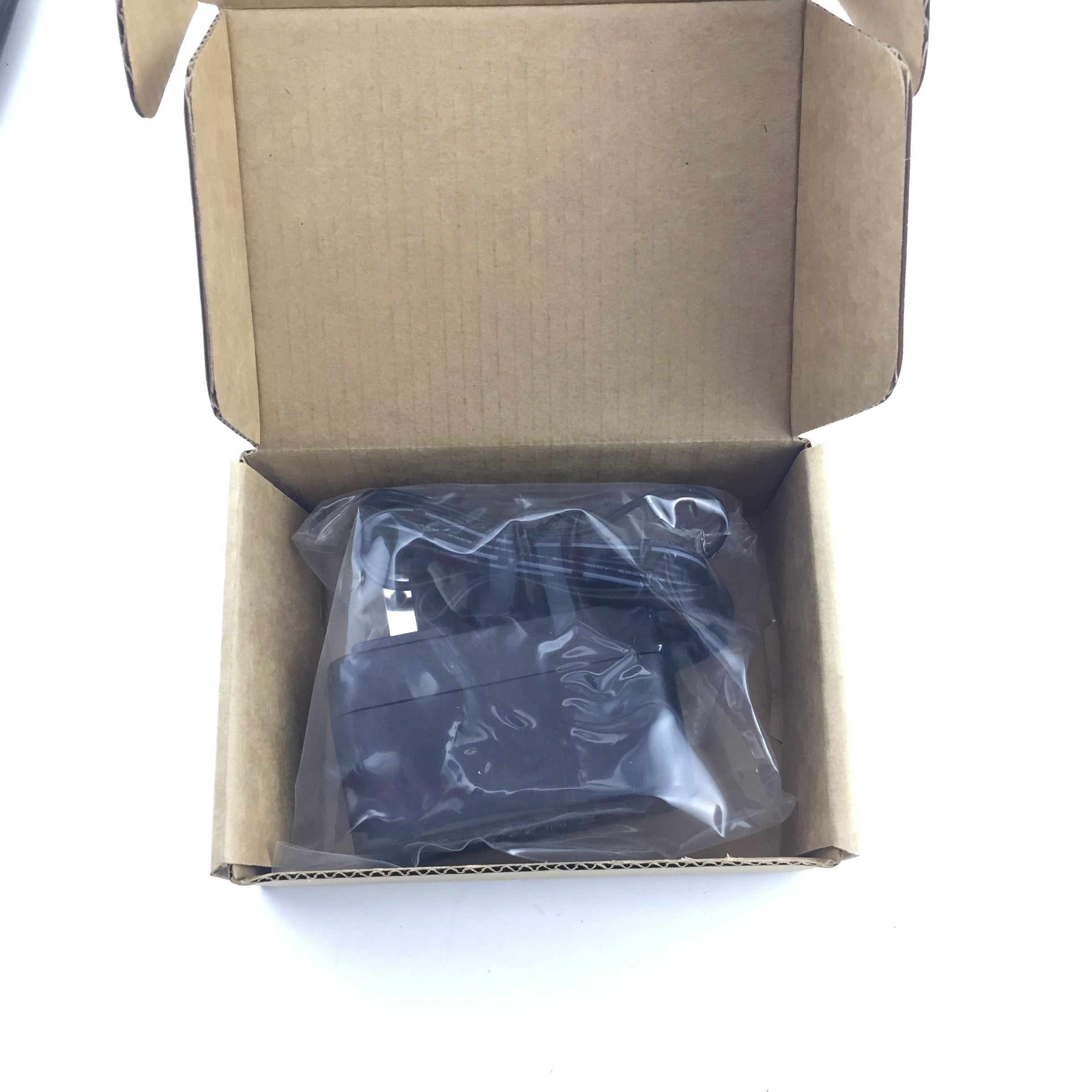Walkie-talkie usb-laddare för motorola tetra mtp 3100/  mtp 3250/  mtp 6750/  mtp 3550/ mtp 3150