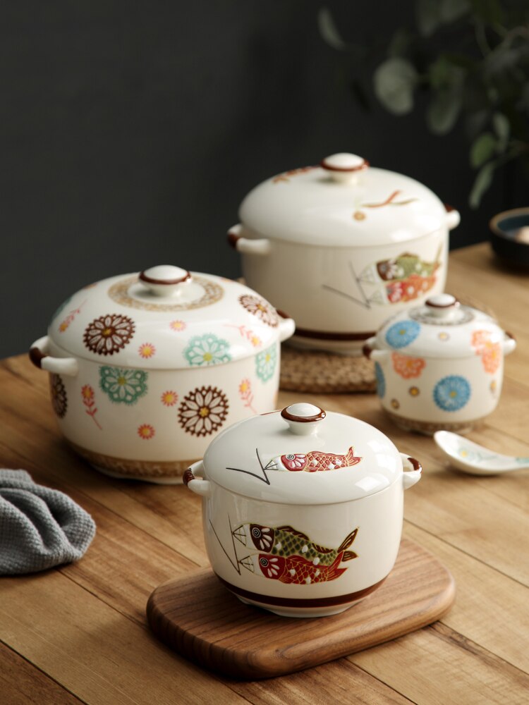 Japanese Hand-painted Ceramic Stew Pot With Lid Spoon Fish Flower Pattern 1L Soup Pot Household Dessert Tank