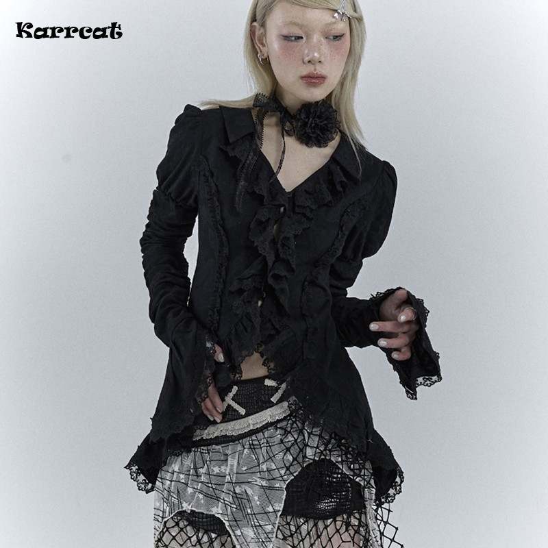 Karrcat gotisch schwarz Spitze Hemd dunkle ästhetische unregelmäßige Blusen Yamamoto Stil Grunge aufflackern Ärmel V-Ausschnitt Hemd Jahrgang Y2k Emo