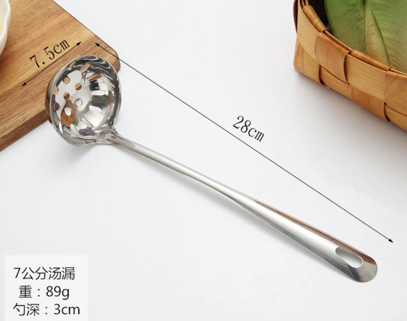Kitchen utensils soup drain cooking stirring spoon can be hung pot spoon thick stainless steel long handle spoon: Photo Color 28A