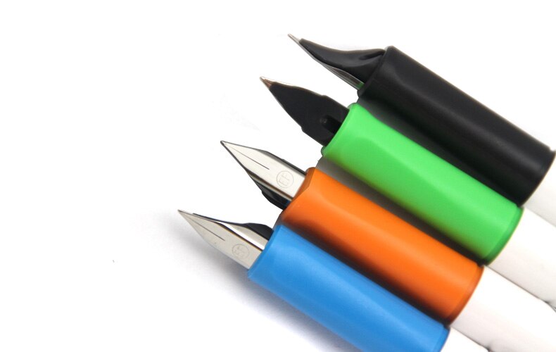 Germany Schneider BK401 children students practice calligraphy pen male and female 0.38 mm EF pointed bag mail