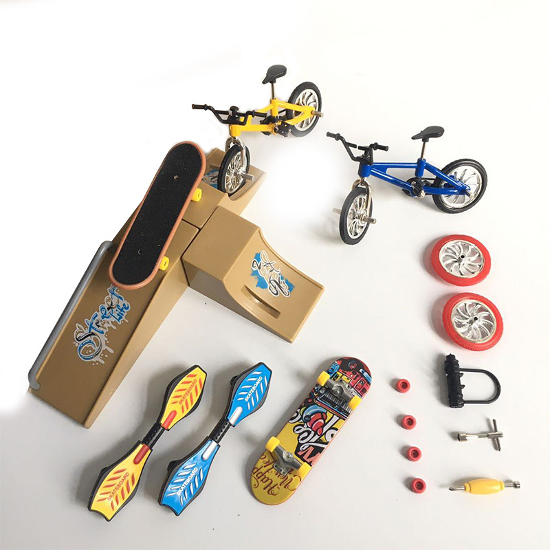 Mini Finger deskorolki Skate części rampy zestaw zabawki pełne rowerowe rowerowe palce skuter dwukołowiec skuter pokładzie Skate zabawki parkowe: CDH-4B no box