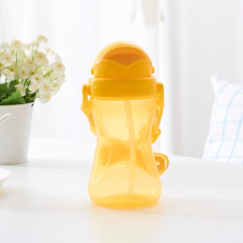 420ml søde babyflaske spædbarn nyfødte børn lærer at fodre drikke halmflaske børn halmjuice vandflasker træningskop: Yh2939 gule