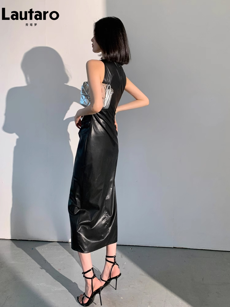 Lautaro Lente Herfst Mouwloze Rugloze Zwart Rekbare Blauwe Zachte Faux Lederen Midi Tank Jurk Vrouwen Slim Fit Lange Jurken 2023
