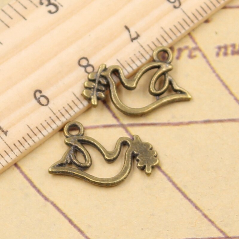 30Pcs Charms Vredesduif Olijf 20X13Mm Tibetaanse Brons Zilver Kleur Hangers Antieke Sieraden Maken Diy Handgemaakte craft: Antique Bronze Plated