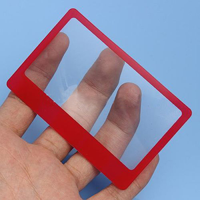 1pc Protable 3X Magnification Magnifier Full Page Reading Aid Lens Magnifier Sheet Pocket Credit Card Size PVC Magnifying Glass
