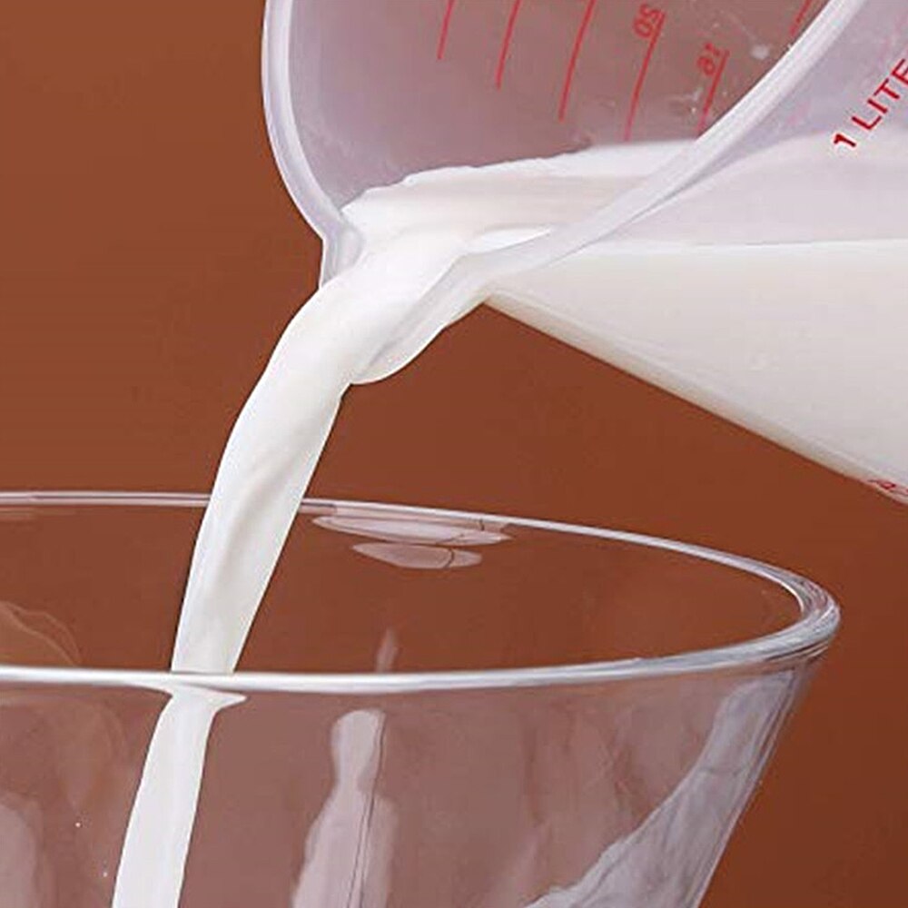 Plastic Measuring Cup Set Jug Pour Spout Surface Kitchen Measure Cup With Angled Grip And Spout For Flour Oil Powder