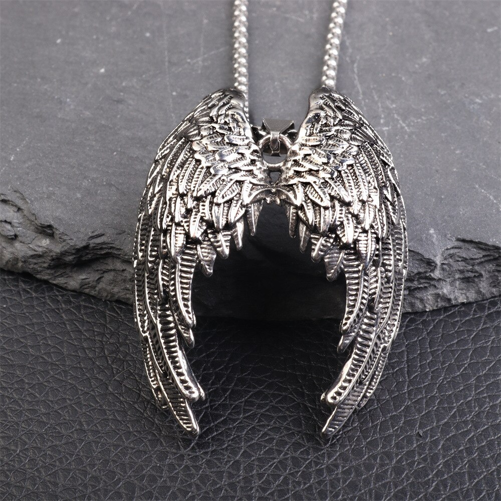 Simple Compact and Exquisite Animal Crow Raven Eagle Pendant Necklaces for Men Punk Jewelry: AL1353-Silver