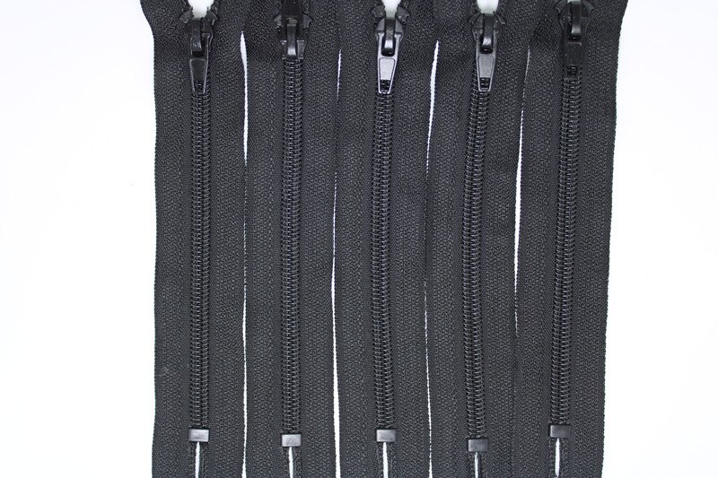 10pcs 15cm closed tail Nylon zip no.5 Black color zipper plastic nylon zipper coil Sewing Pants zippers DIY sewing accessories: Default Title