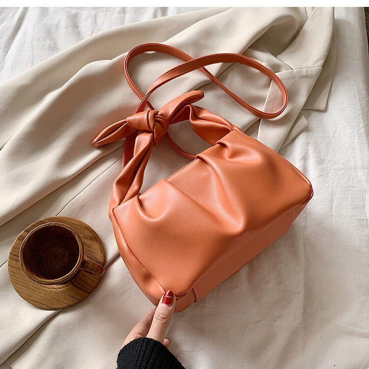 Shoulder Bag & Trendy Solid Color Pleated Underarm Bag Handbag Width 21 Cm Height 14 Cm Thickness 11 Cm: Orange