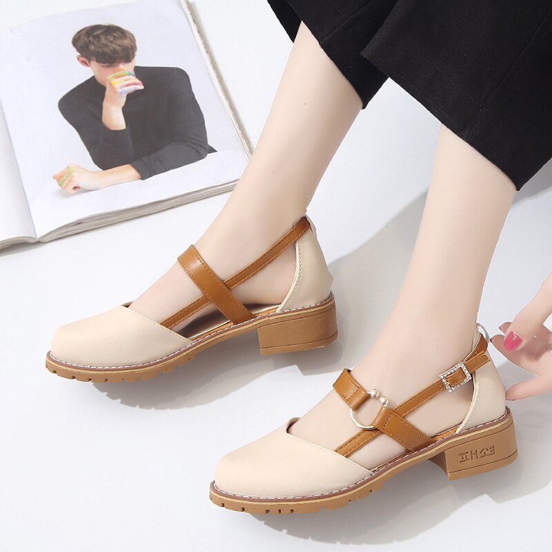 Runda tå sandaler damskor college tjej skor pu läder mary jane lågklackade klackar slingback casual skor