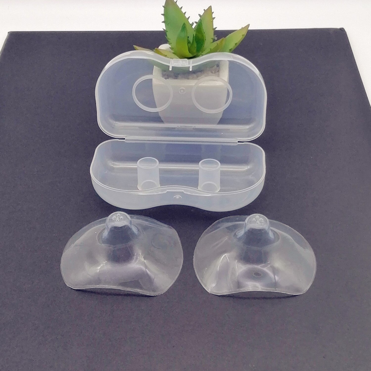 1 par de silicone em forma de semicírculo mamilo de amamentação protetores de enfermagem protetores capas de proteção com caixa de armazenamento para mulher