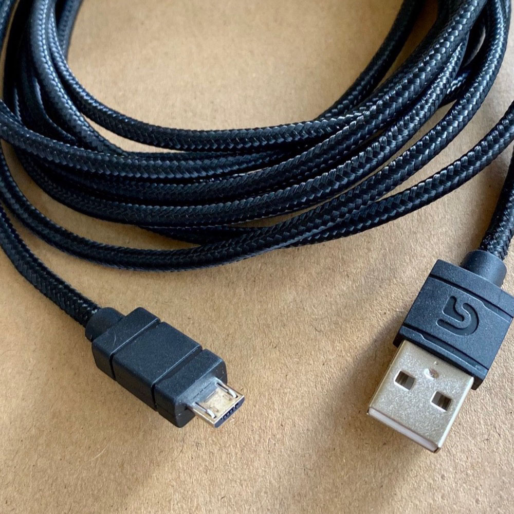 Ein Mikro-USB-Kabel von Logitech G633 G635 Spielen-Kopfhörer, geflochtenes Nylonkabel, Ladekabel von G933 G935 Kopfhörern, offiziell