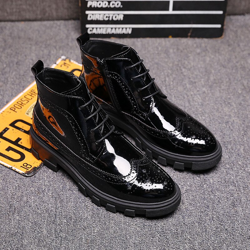 Moda masculina festa banquete vestido botas de couro patente esculpida brogue sapatos oxfords bullock boot preto tornozelo botas hombre botines