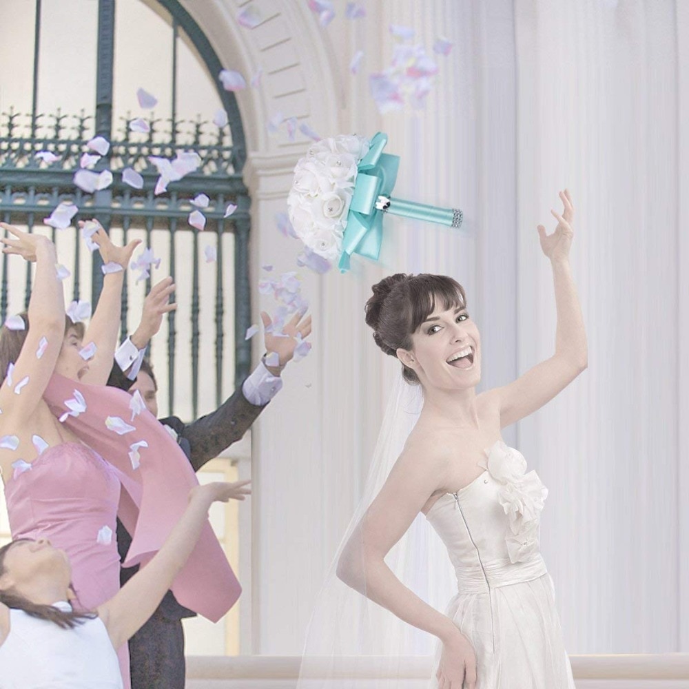 2022 Handmade Tiffany blue Bridal Bridesmaid Flower Wedding Bouquet Artificial Rose Ribbon Crystal Bouquets de noiva Beau