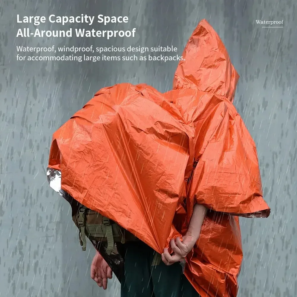 Outdoor multifunctionele regenjas Campingregenjas Waterdicht Survival Emergency Reflecterende kleding Kampeeruitrusting