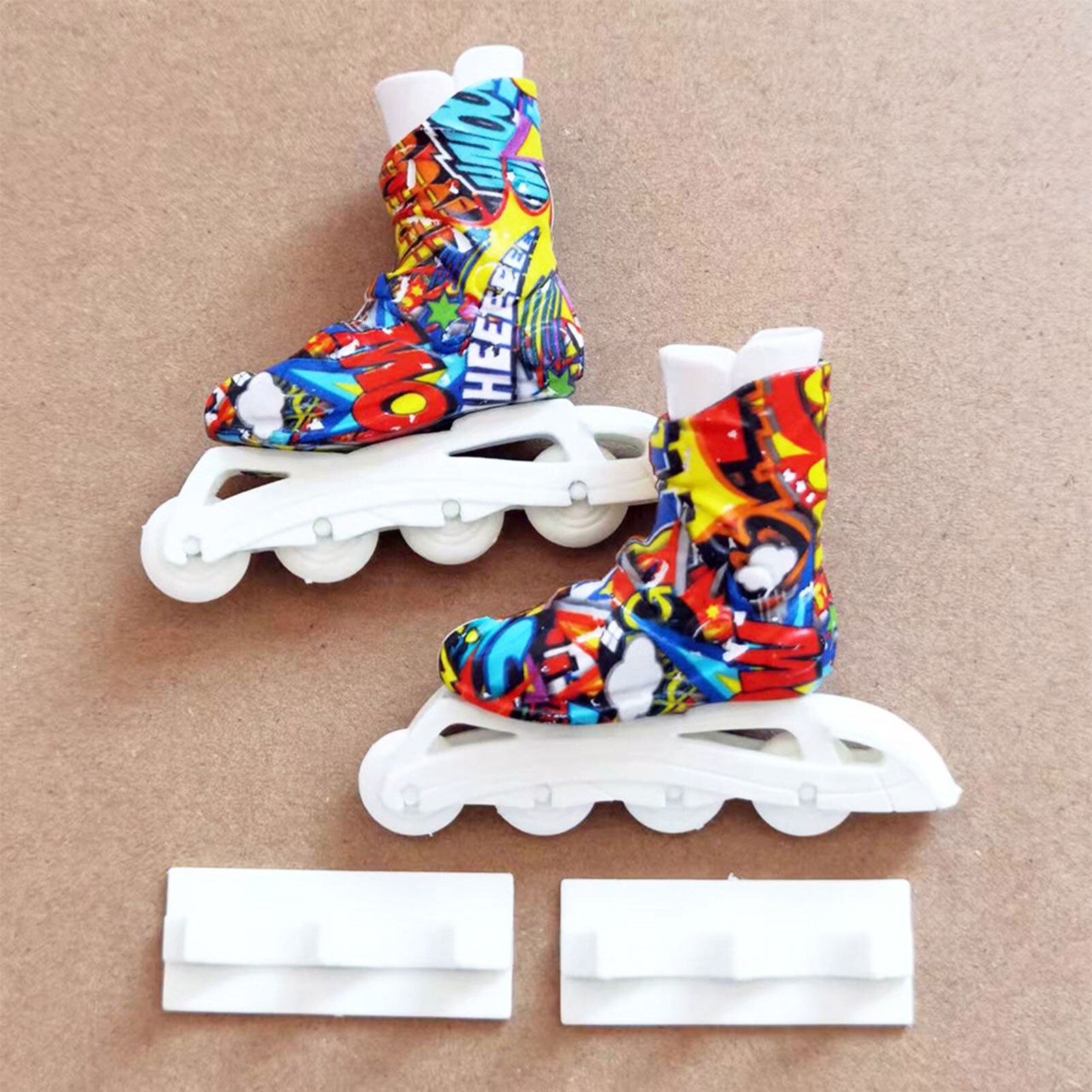 Mini patins à roulettes pour doigts, fabrication de chaussures, porte-clés, Cool