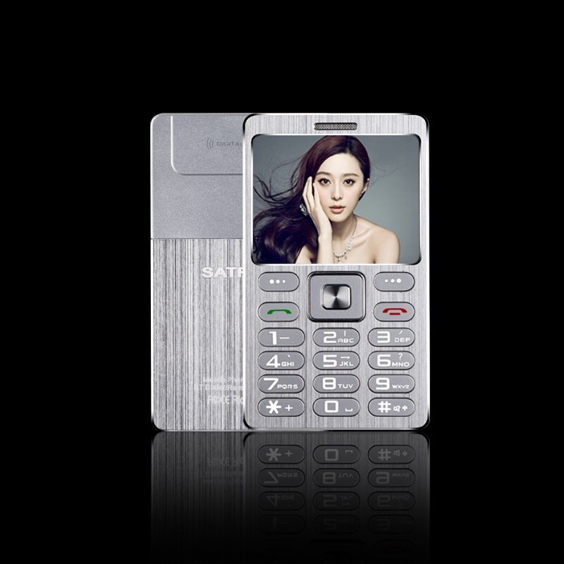 KAART TELEFOON A10 mini telefoon bar dual sim-kaart mp3 bluetooth dial 3.5mm koptelefoon jack remote camera kleine kaart mobiele mobiele telefoon: Standard with 4GB / Zilver