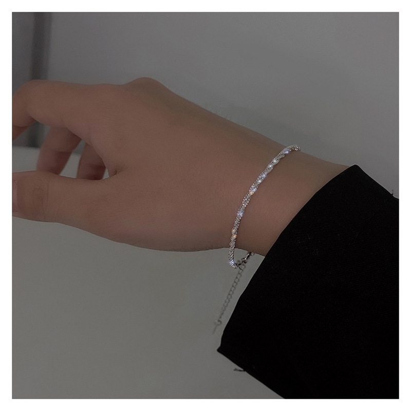 Conjunto de joyería de pulsera y collar de cadena de clavícula chapada en plata brillante, accesorios minimalistas de cielo estrellado para mujer: Color amarillo dorado claro