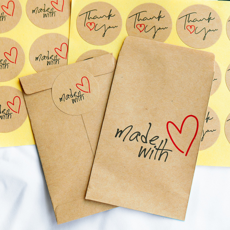 50 stuks Papieren Envelop Set met stickers Vintage Gemaakt met Liefde Mini Kraft Envelop Bruiloft Uitnodiging Envelop
