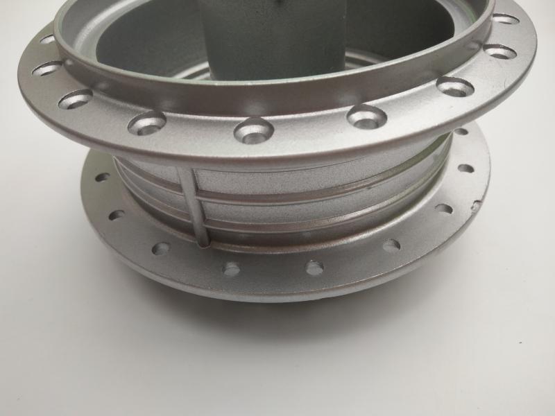 AX100 motorcycle spare parts rear hub suitable for Suzuki motorcycle ax100 rear wheel 100cc accessories