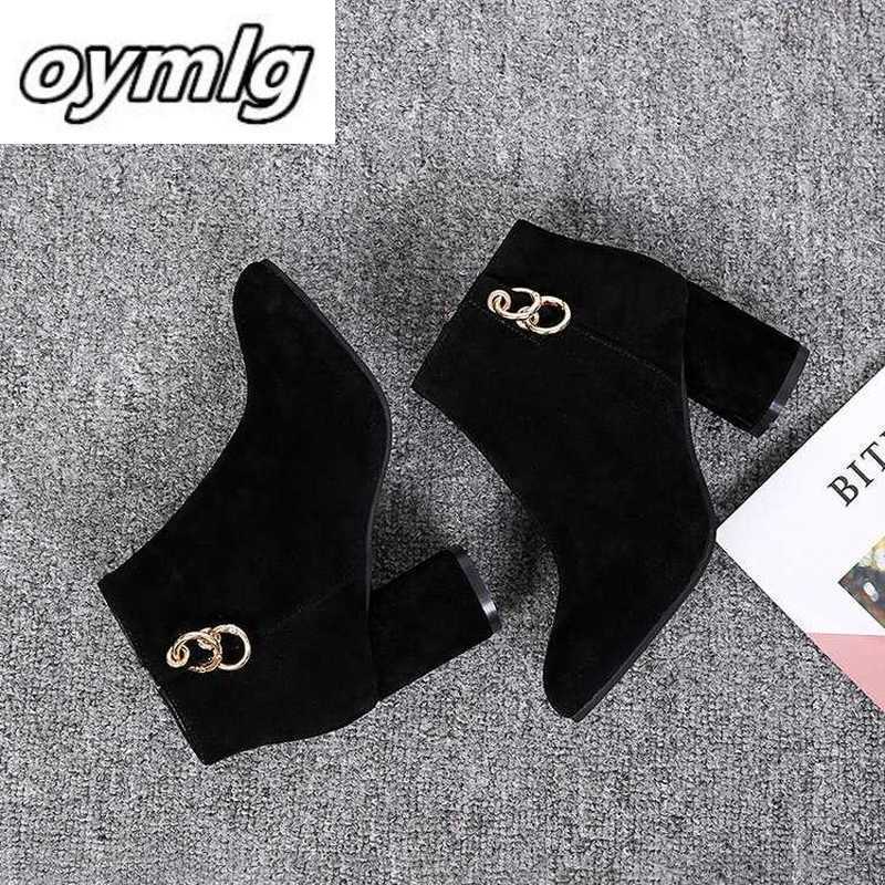 Rétro femmes et velours femmes bottes Vintage bloc talon bottines côté fermeture éclair talons hauts femmes chaussures grandes tailles 35-43