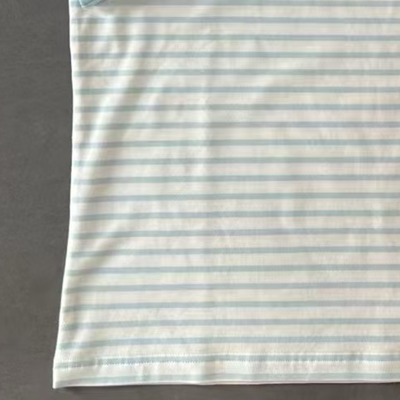 Simple bedroom room ceiling lamp full spectrum eye protection thin round aisle balcony ceiling lamp ak411: L / black