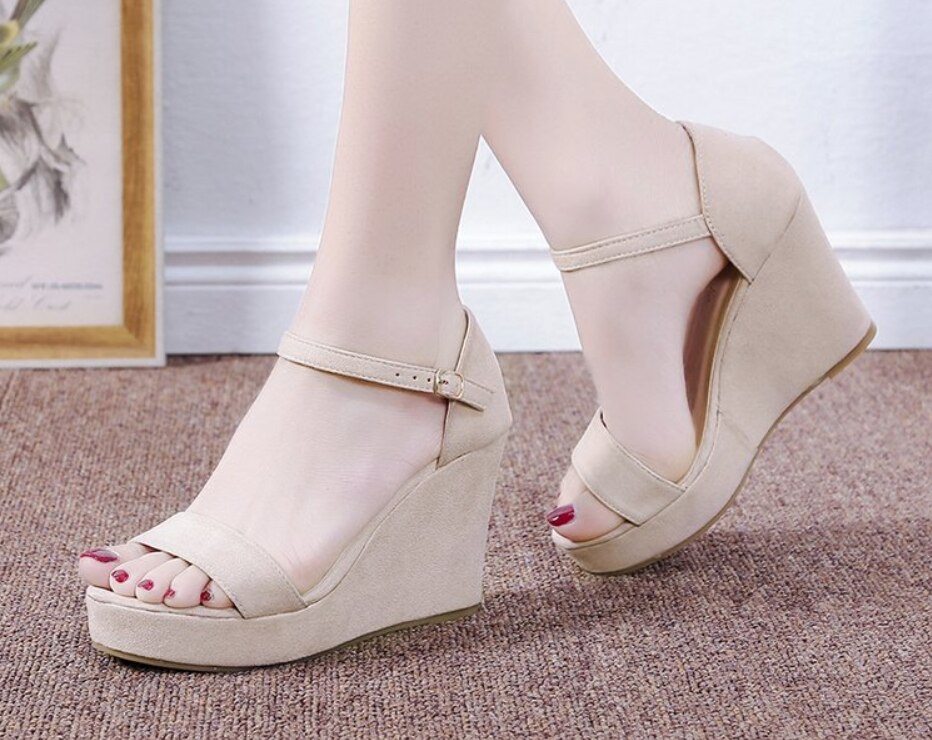 Kvinnor skor platå sandaler kvinnor peep toe hög kilar klack ankel spännen sandalia espadrilles kvinnliga sandaler skor